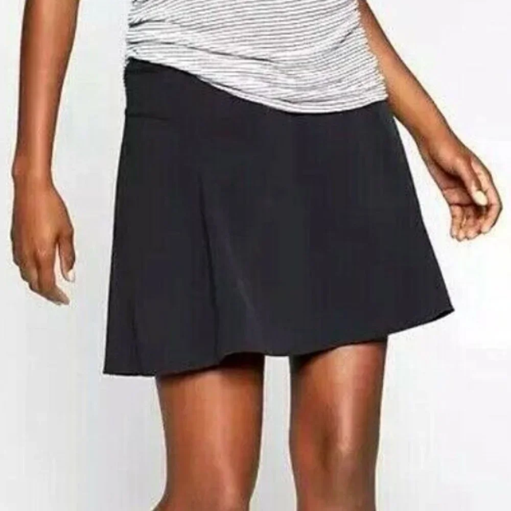 Althleta All Day Athleisure Semi-Fitted Black Performance Skort-size 14T